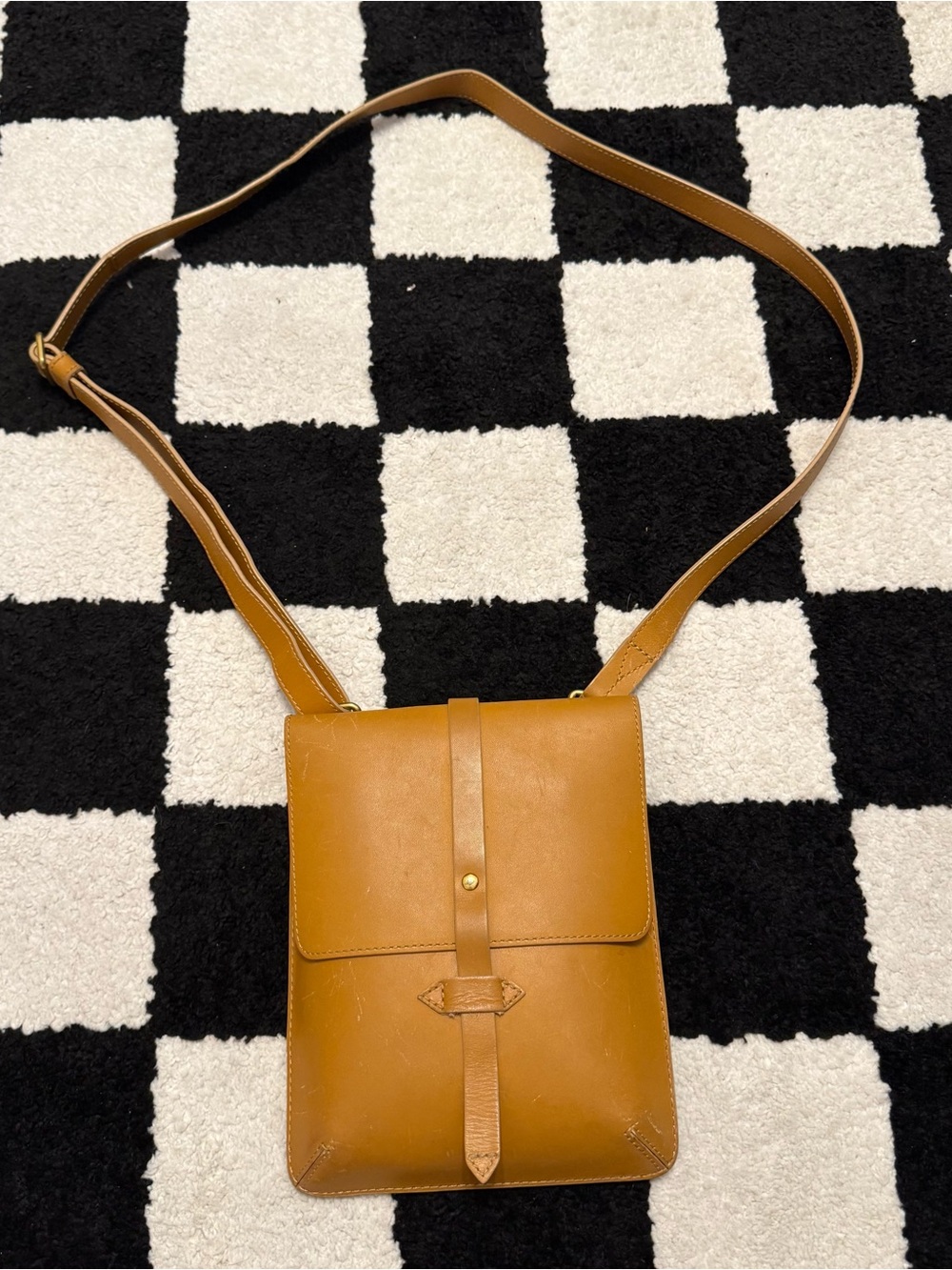 IIIBeCa by Joy Gryson Hudson Street Leather Crossbody
